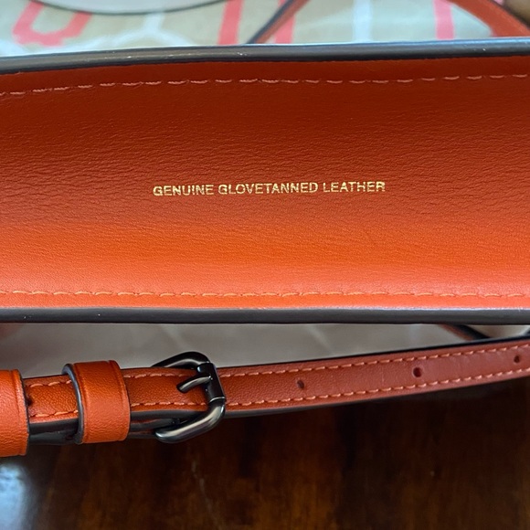 Coach Crossbody and clutch - Picture 11 of 11